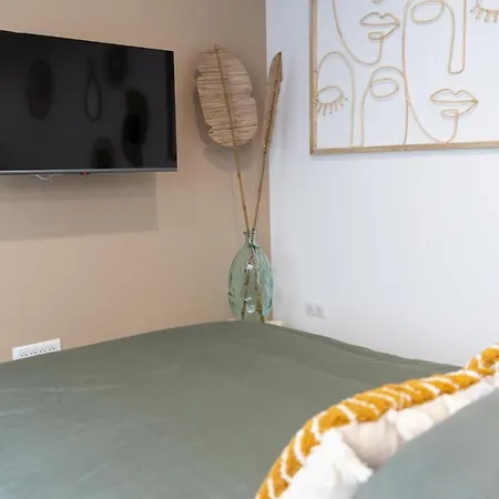 Mla Homes - Garden View Apartment *
